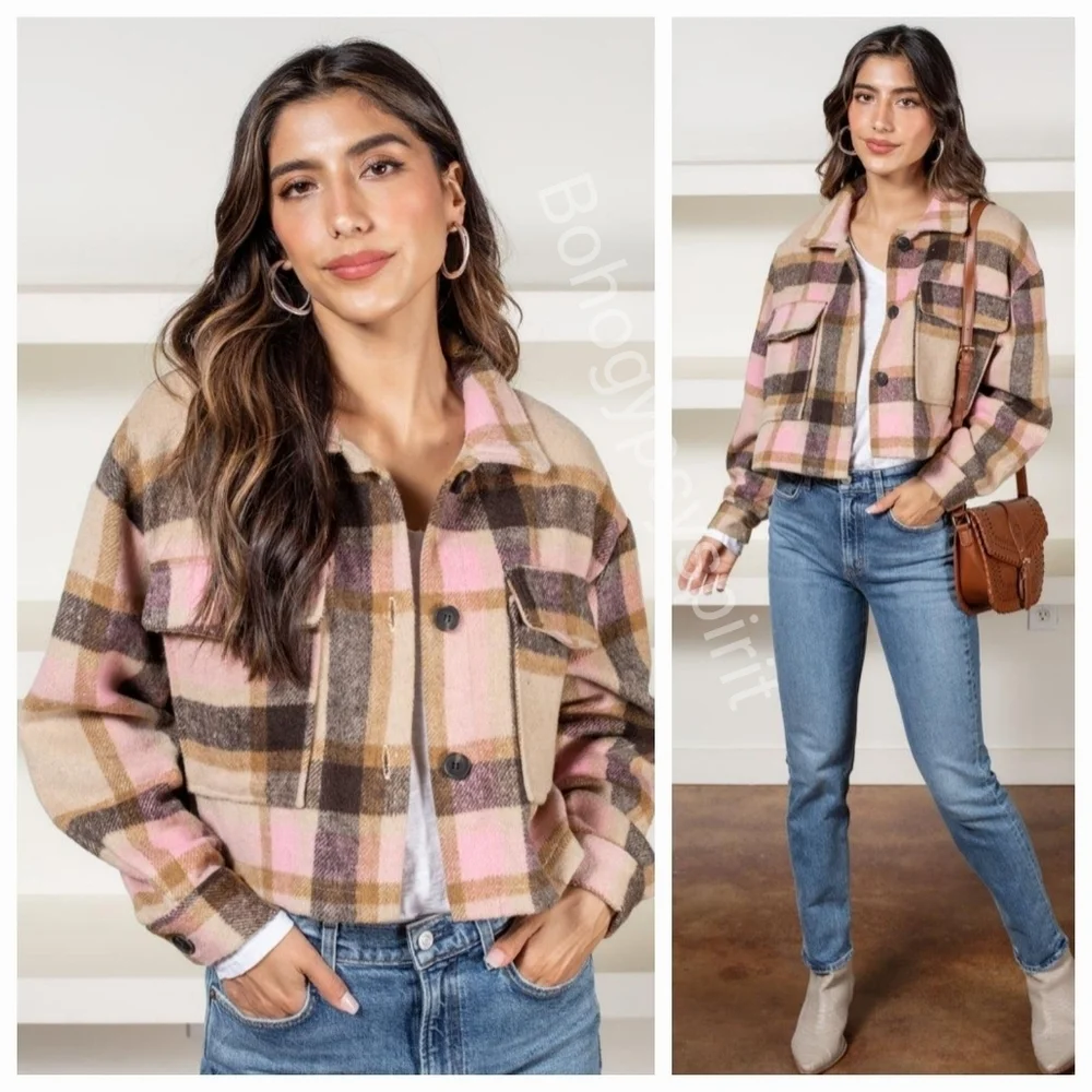 $120 Elan Plaid Cropped Flannel Cropped Jacket